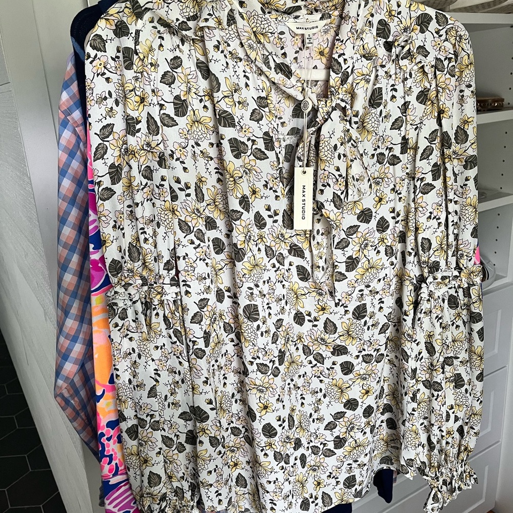 Max Studio Blouse NWT